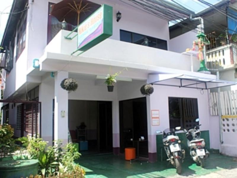 Kikie'S House Hostel Чиангмай Екстериор снимка