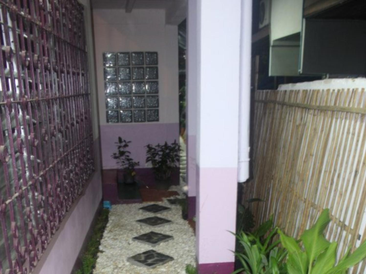 Kikie'S House Hostel Чиангмай Екстериор снимка