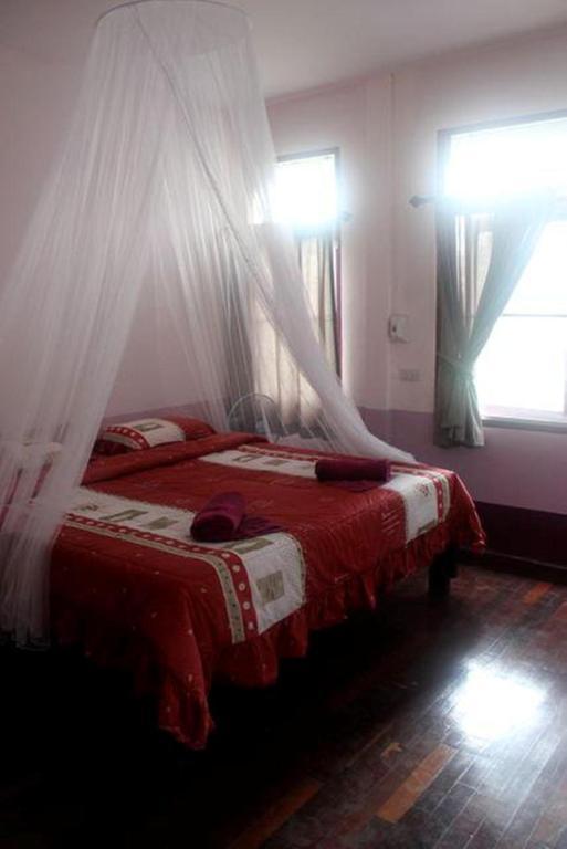 Kikie'S House Hostel Чиангмай Стая снимка