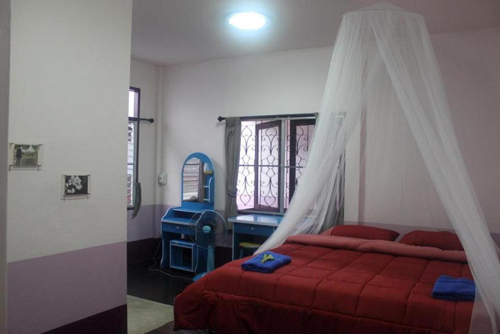 Kikie'S House Hostel Чиангмай Стая снимка