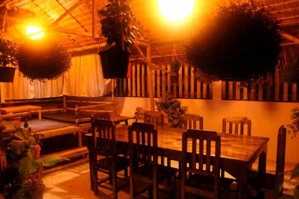 Kikie'S House Hostel Чиангмай Екстериор снимка
